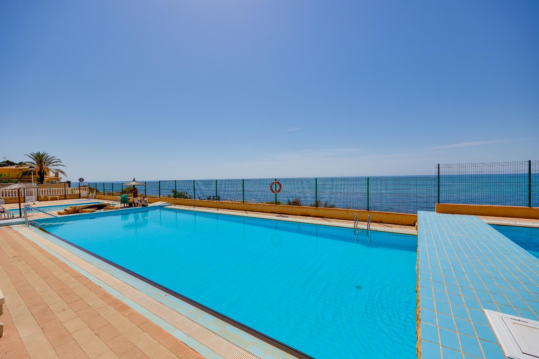 For sale - 2 Bedroom 1 Bathroom Apartment in La Mata - Costa Blanca  - Alicante