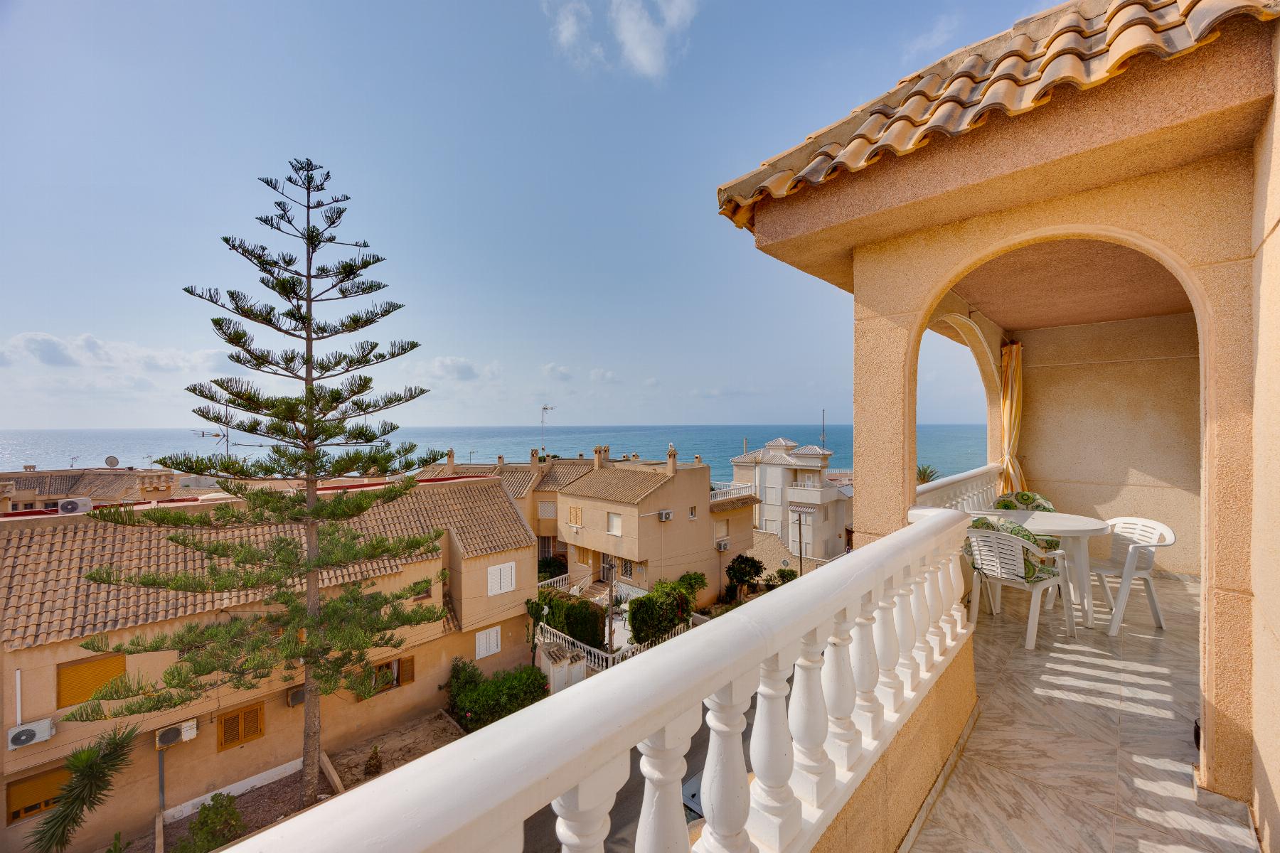 For sale - 2 Bedroom 1 Bathroom Apartment in La Mata - Costa Blanca  - Alicante