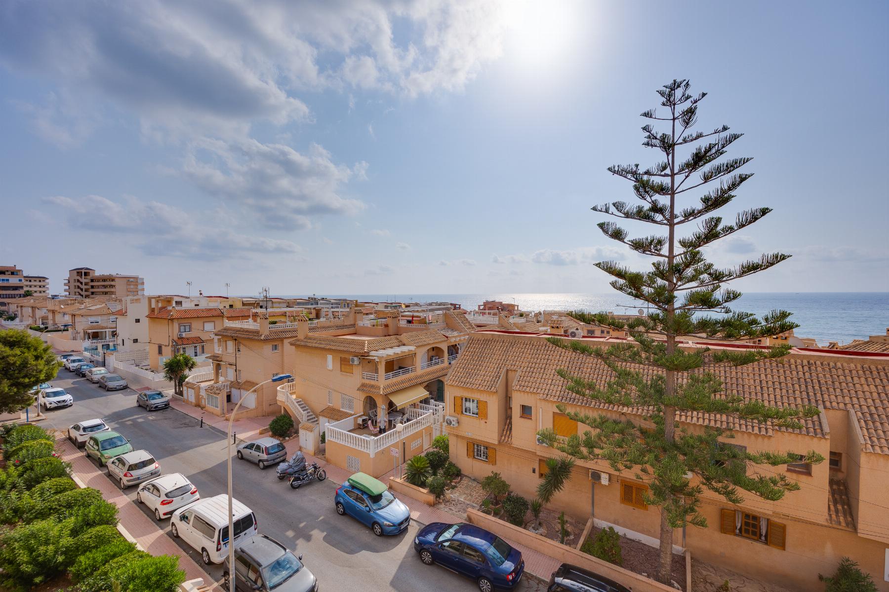 For sale - 2 Bedroom 1 Bathroom Apartment in La Mata - Costa Blanca  - Alicante