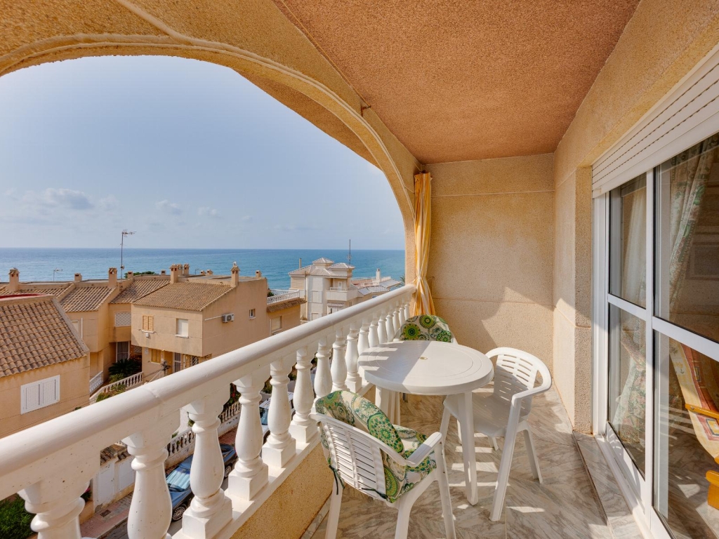 2 Bedroom 1 Bathroom Apartment in La Mata
