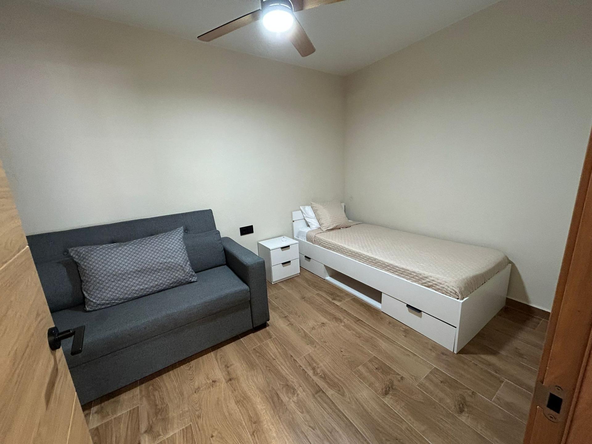 For sale - 3 Bedroom 2 Bathroom Apartment in Torrevieja - Estacion De Autobuses  - Alicante