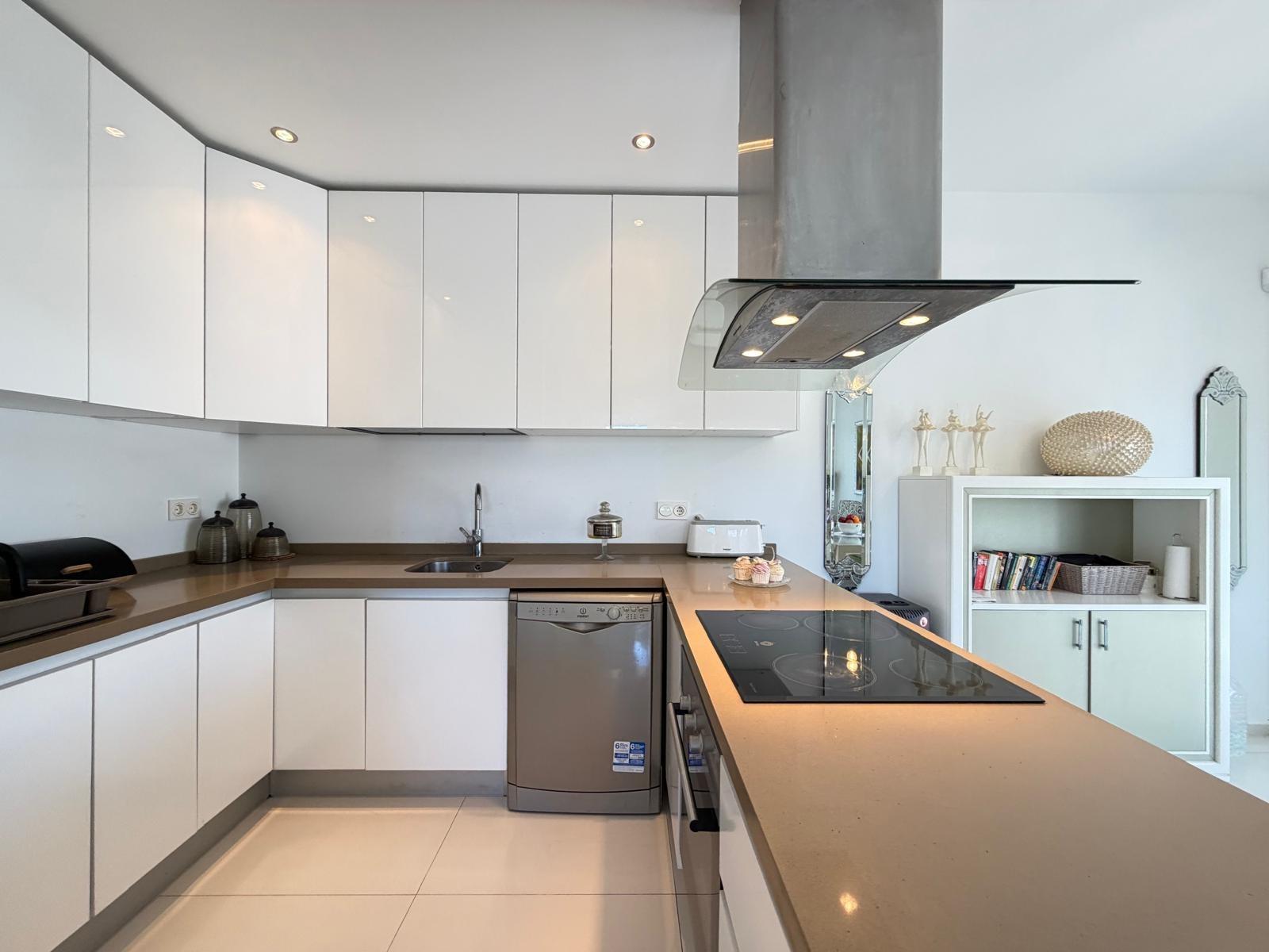 For sale - 4 Bedroom 3 Bathroom Villa in Ciudad Quesada - Dona Pepa  - Alicante