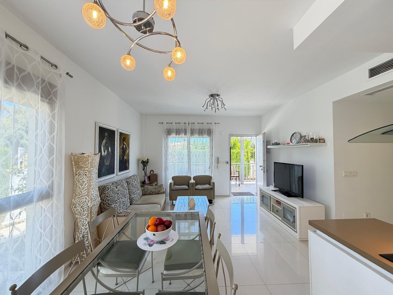 For sale - 4 Bedroom 3 Bathroom Villa in Ciudad Quesada - Dona Pepa  - Alicante