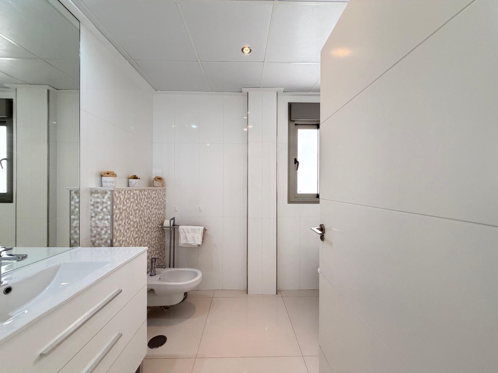 For sale - 4 Bedroom 3 Bathroom Villa in Ciudad Quesada - Dona Pepa  - Alicante