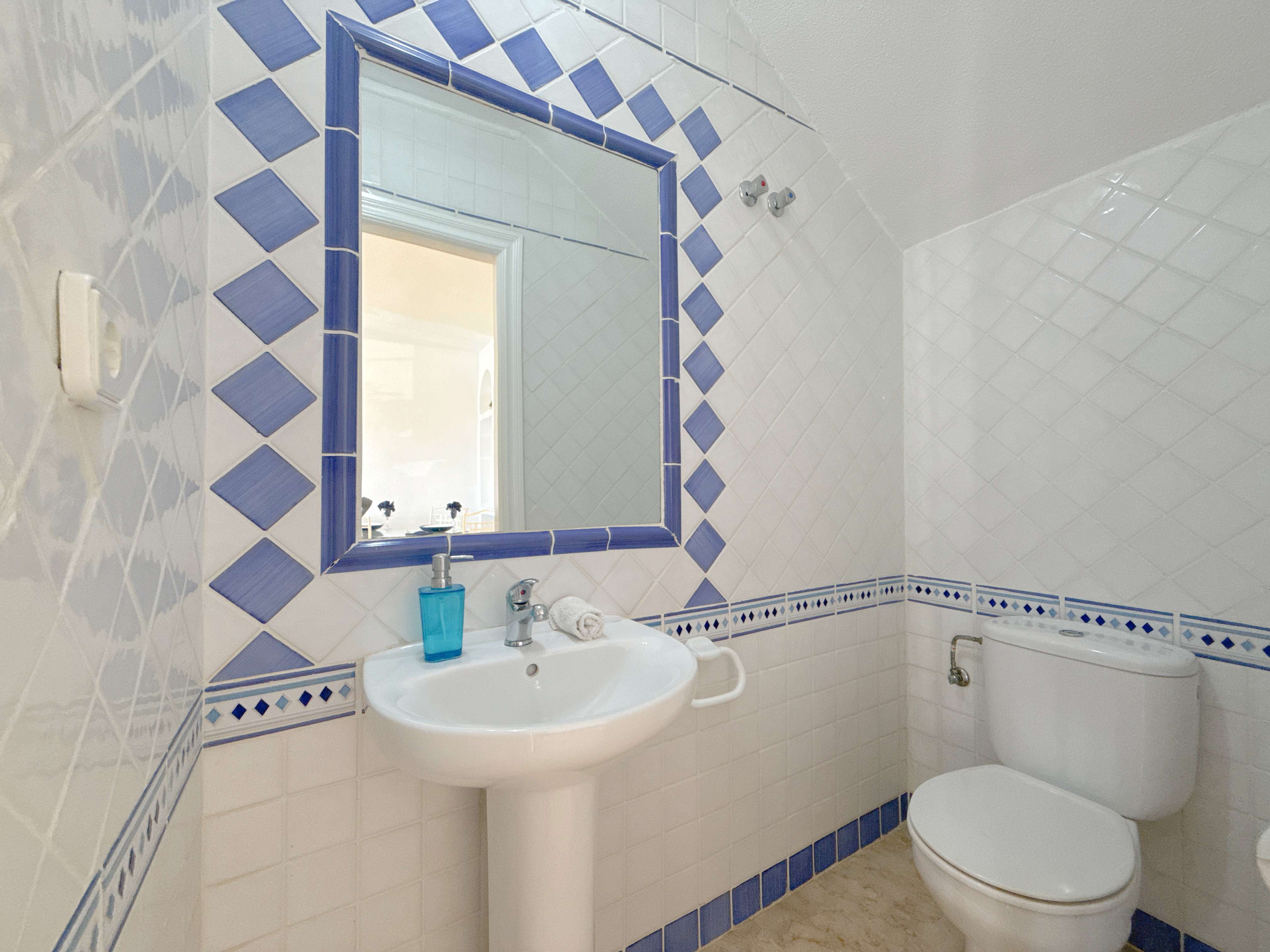 For sale - 2 Bedroom 2 Bathroom Townhouse in Las Ramblas Golf Villamartin -  - Alicante