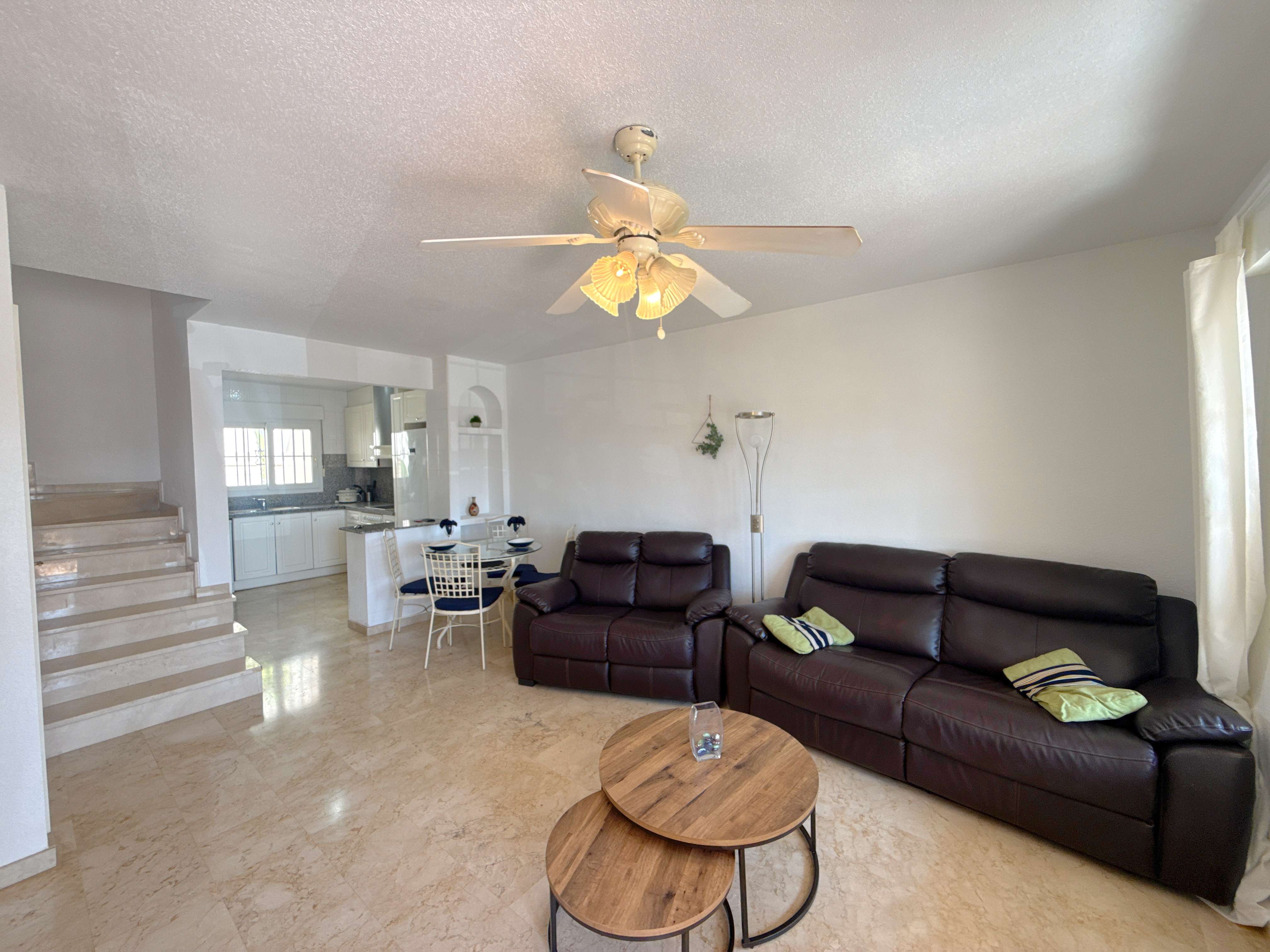 For sale - 2 Bedroom 2 Bathroom Townhouse in Las Ramblas Golf Villamartin -  - Alicante