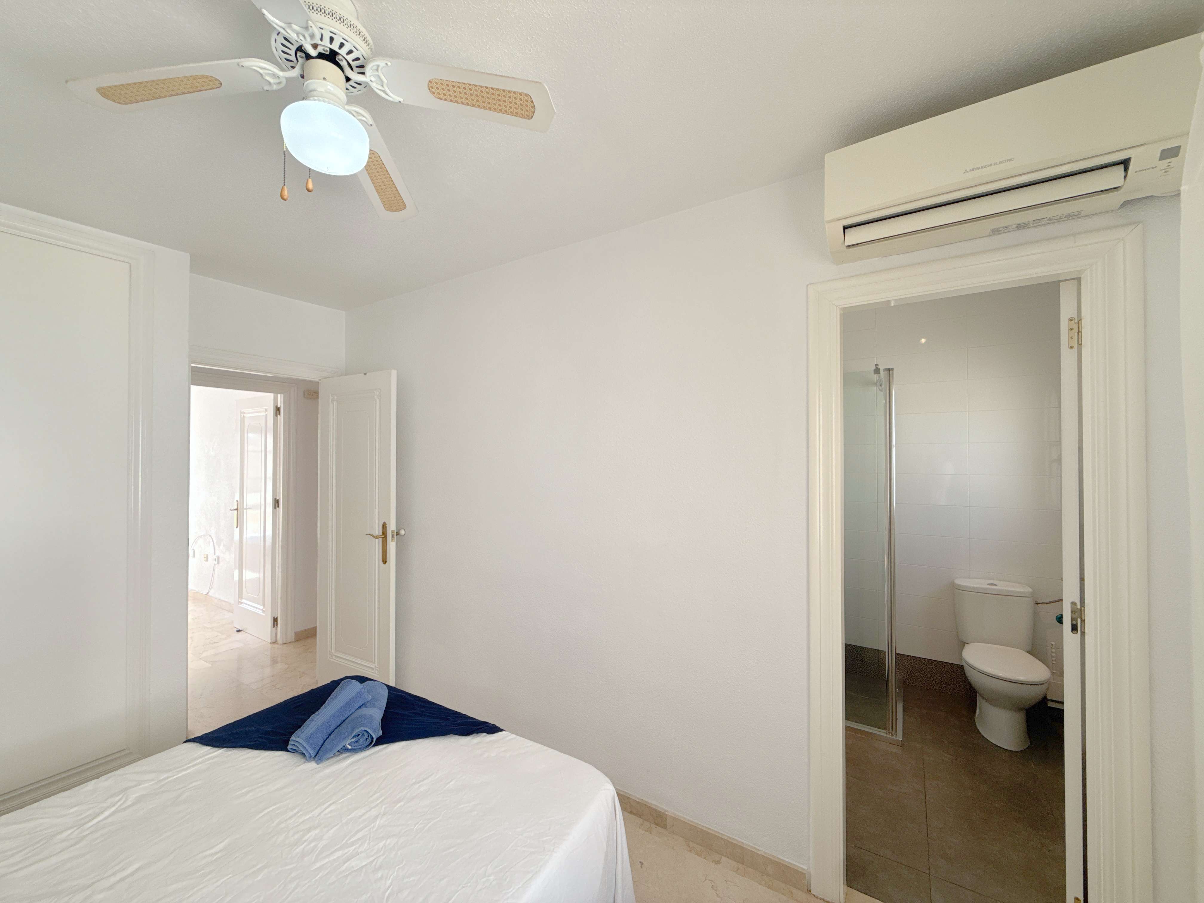 For sale - 2 Bedroom 2 Bathroom Townhouse in Las Ramblas Golf Villamartin -  - Alicante