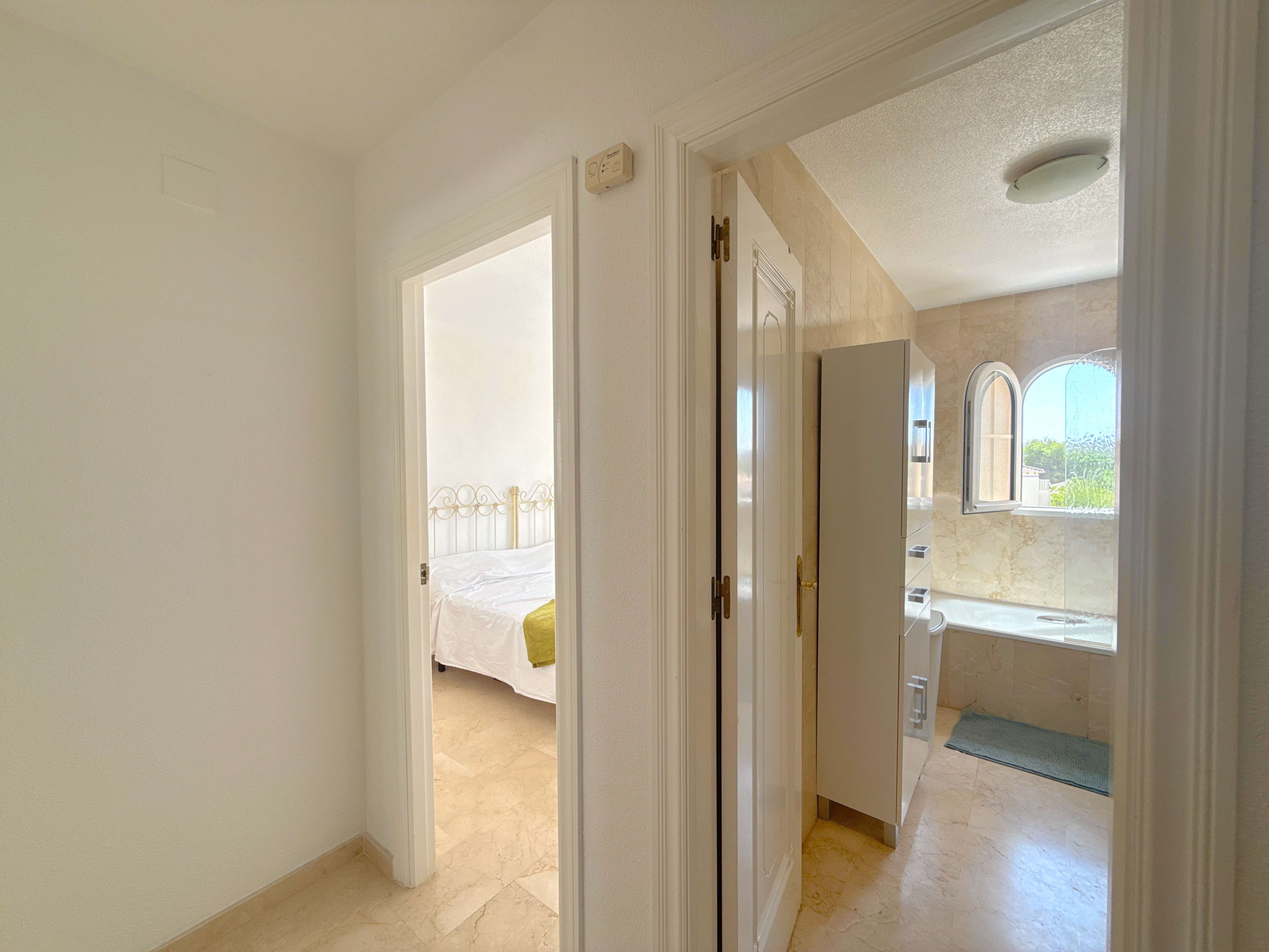 For sale - 2 Bedroom 2 Bathroom Townhouse in Las Ramblas Golf Villamartin -  - Alicante