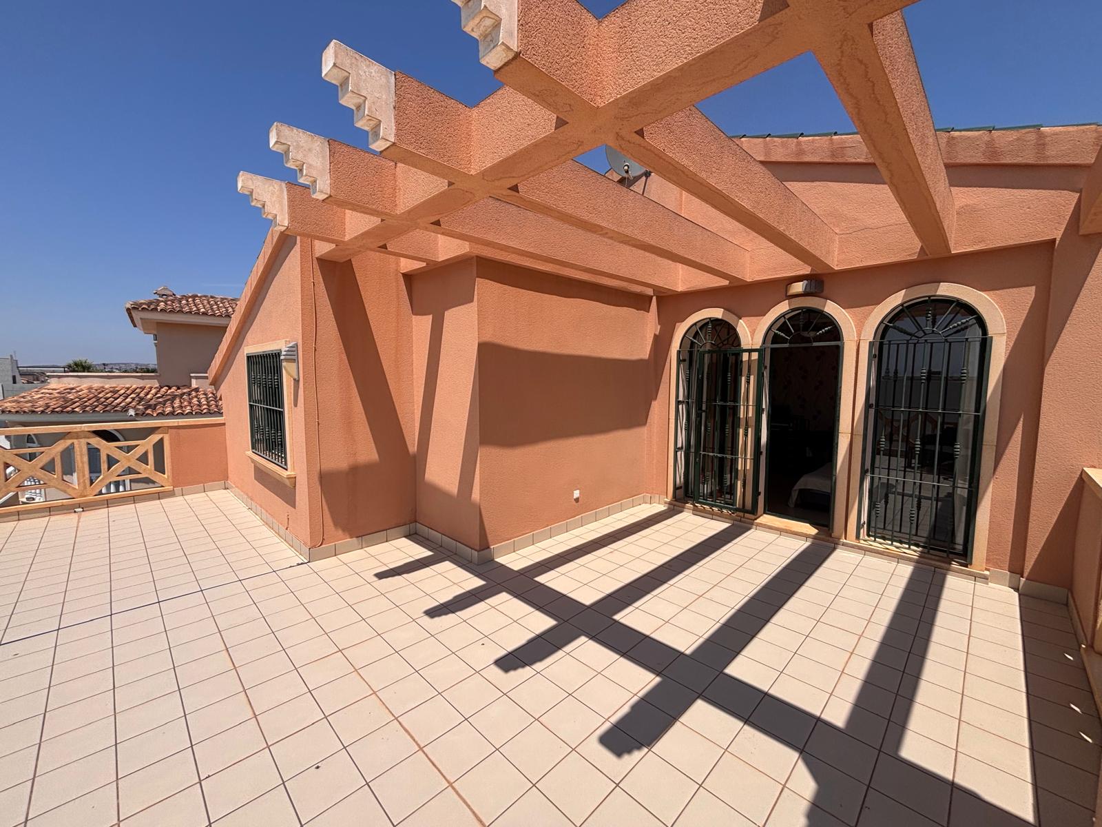 For sale - 4 Bedroom 2 Bathroom Detached Villa in Urbanización Ciudad Quesada - Urbanización Ciudad Quesada  - Alicante