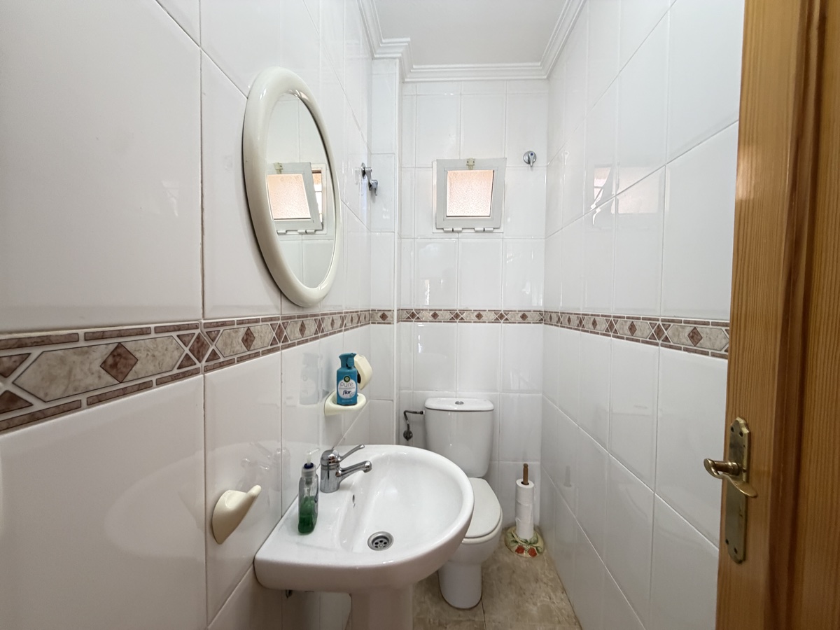 For sale - 3 Bedroom 2 Bathroom Apartment in La Zenia - , La Zenia, Alicante, Spain - Alicante