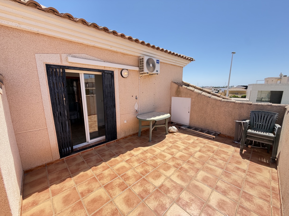 For sale - 3 Bedroom 2 Bathroom Apartment in La Zenia - , La Zenia, Alicante, Spain - Alicante