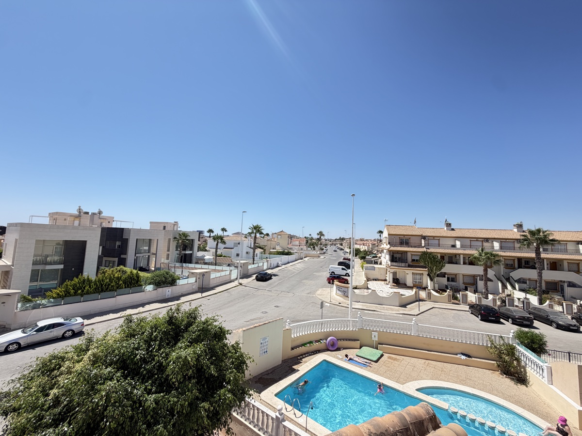 For sale - 3 Bedroom 2 Bathroom Apartment in La Zenia - , La Zenia, Alicante, Spain - Alicante