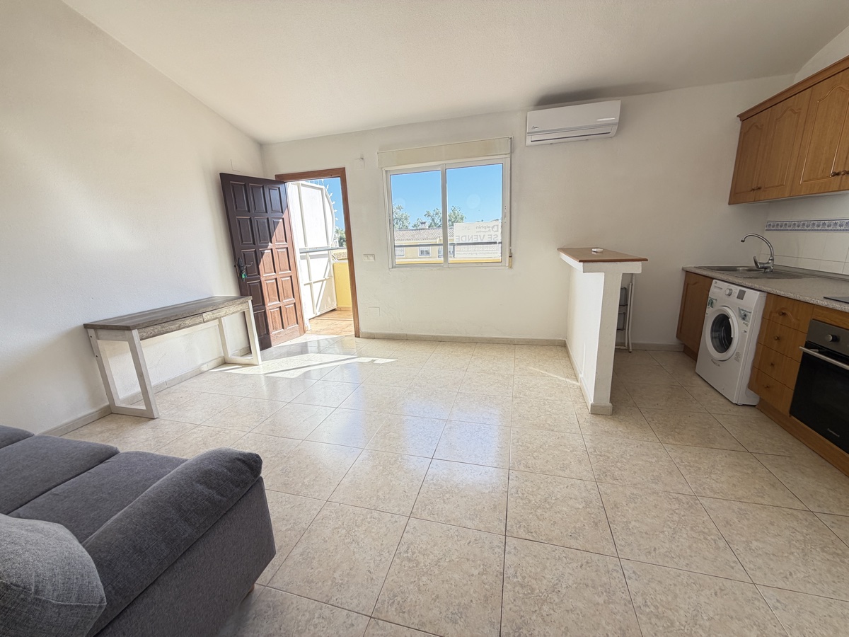 For sale - 2 Bedroom 1 Bathroom Apartment in Villamartin - , Villamartin, Alicante, Spain - Alicante