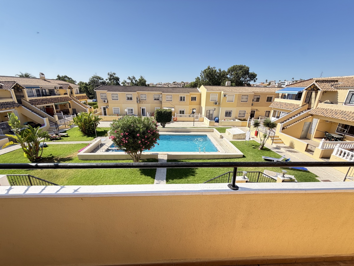 For sale - 2 Bedroom 1 Bathroom Apartment in Villamartin - , Villamartin, Alicante, Spain - Alicante