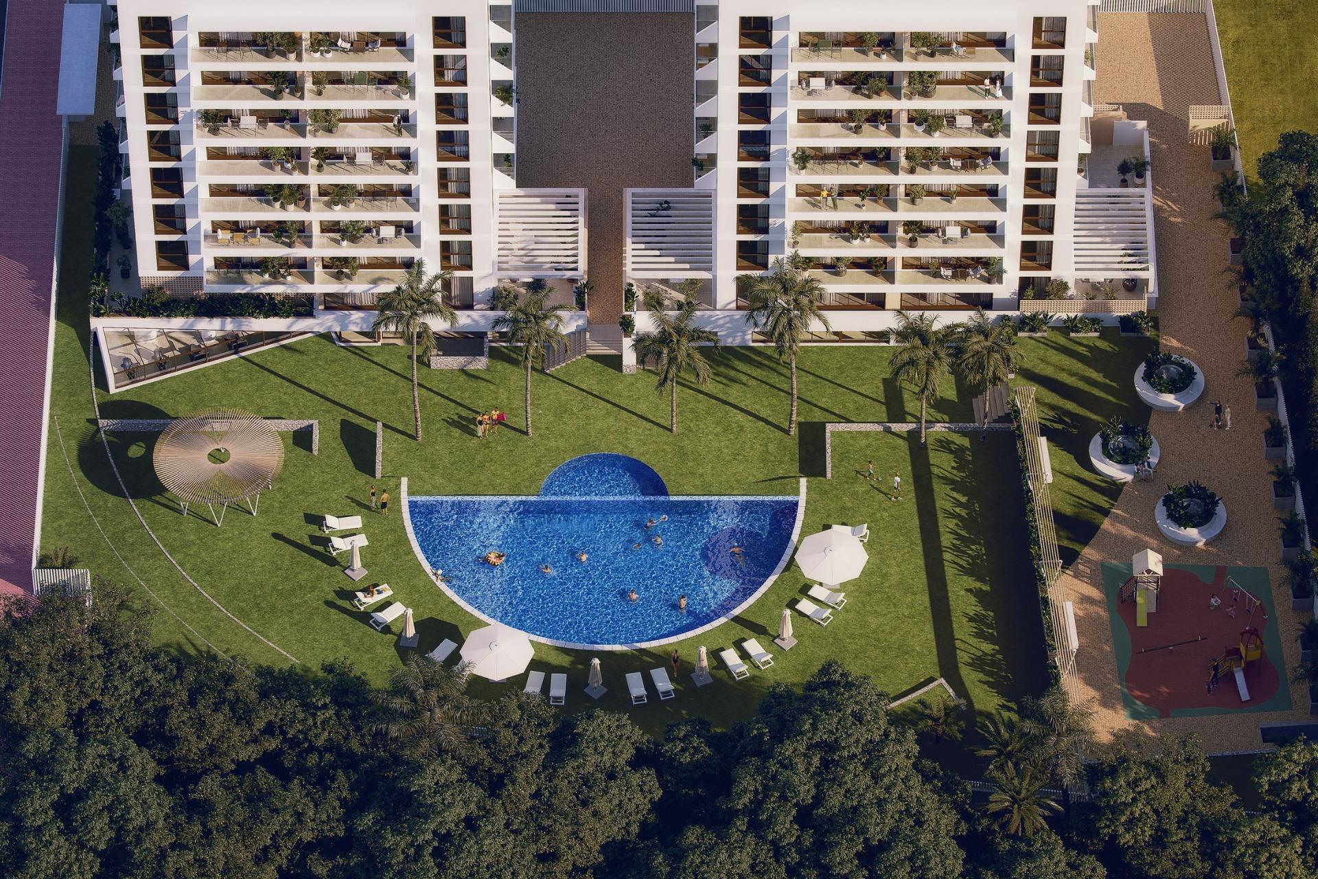For sale - 2 Bedroom 2 Bathroom Apartment in Guardamar del Segura - Avda del Puerto  - Alicante