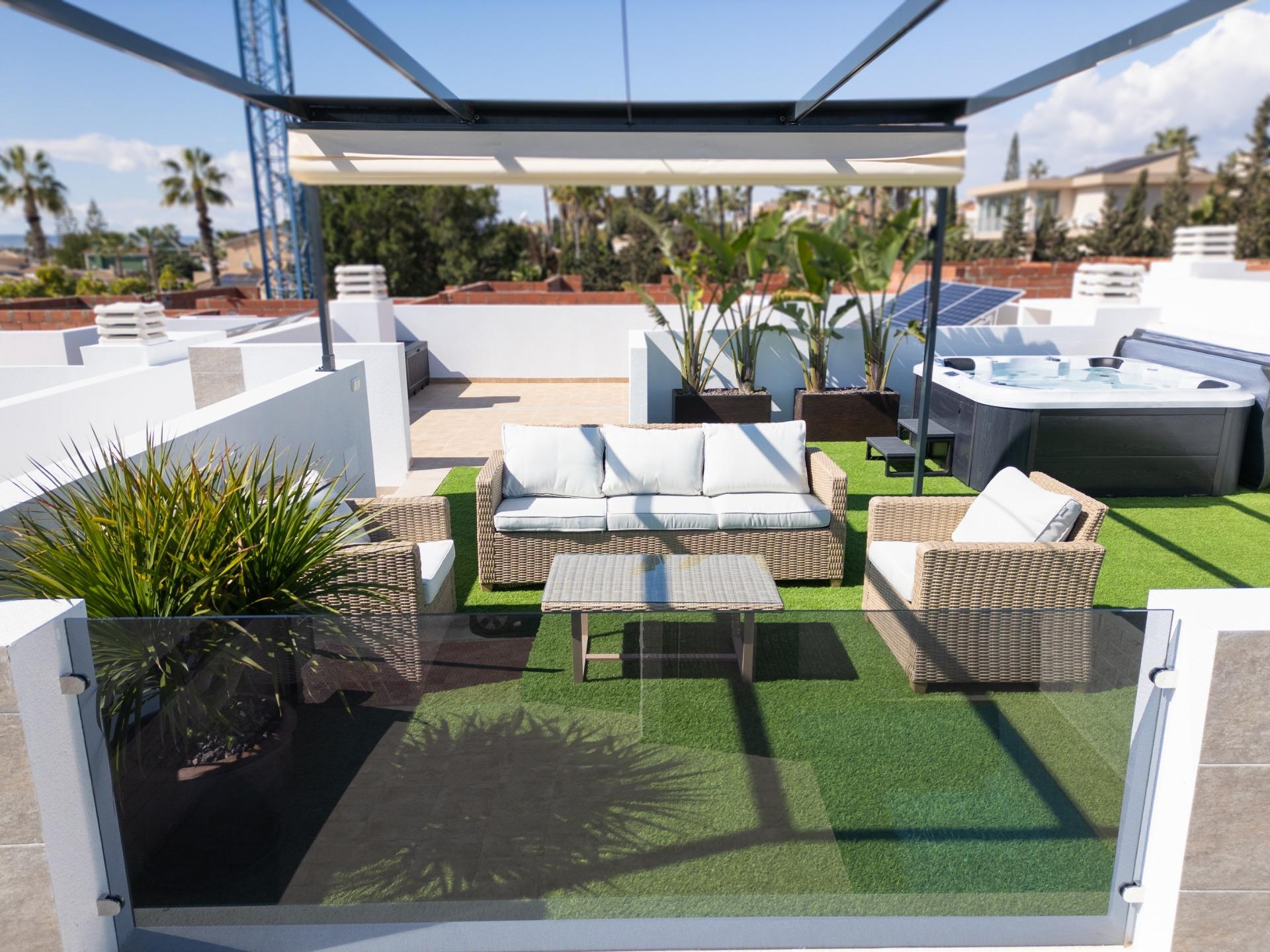 For sale - 3 Bedroom 2 Bathroom Villa in San Fulgencio - Oasis La Marina  - Alicante