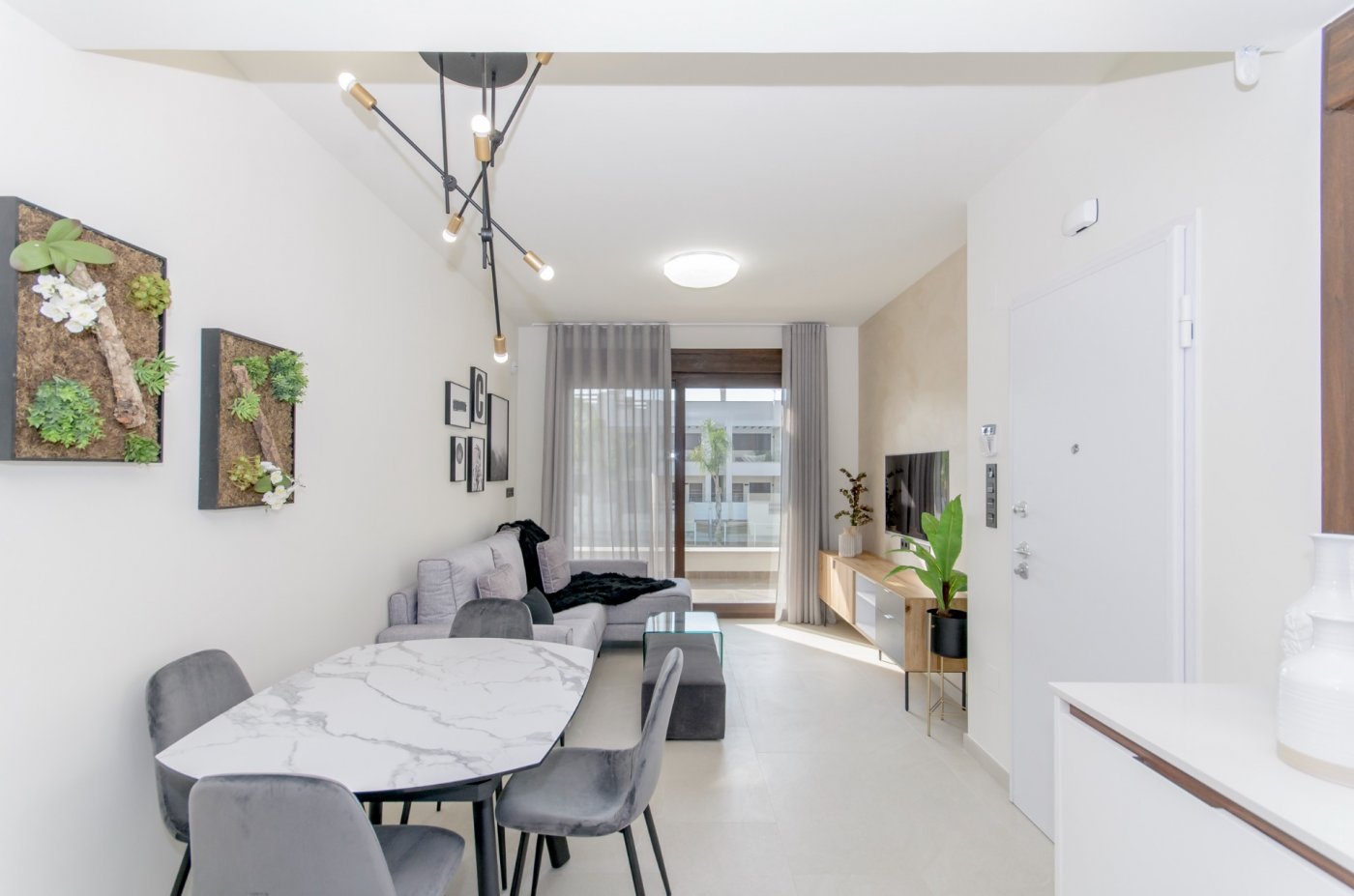 For sale - 2 Bedroom 2 Bathroom Bungalow in Torrevieja - Los Balcones  - Alicante