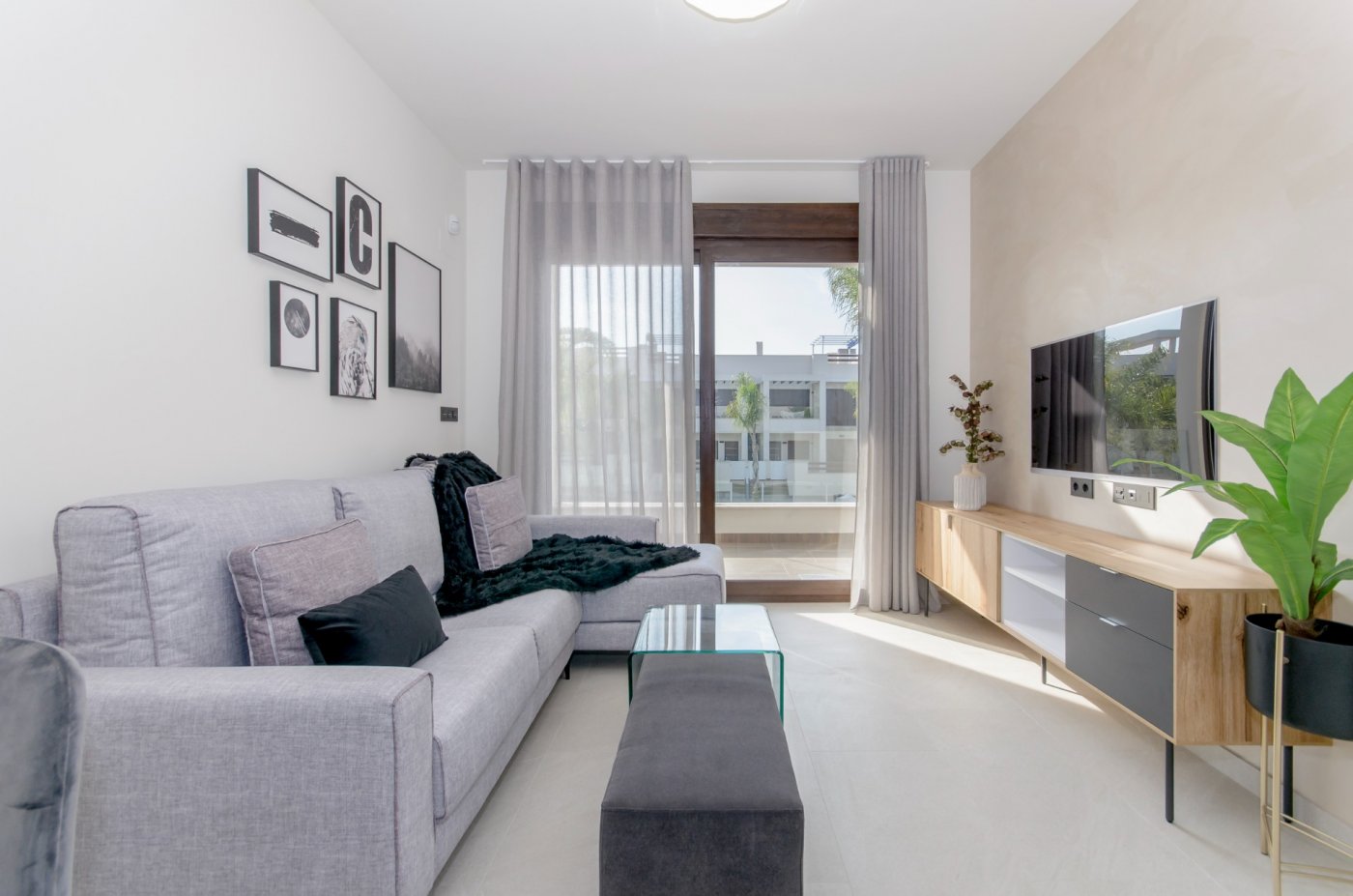 For sale - 2 Bedroom 2 Bathroom Bungalow in Torrevieja - Los Balcones  - Alicante