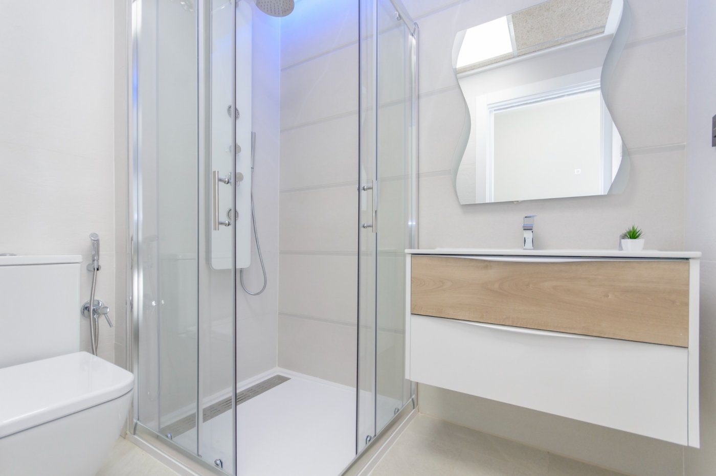 For sale - 3 Bedroom 2 Bathroom Bungalow in Torrevieja - Los Balcones  - Alicante