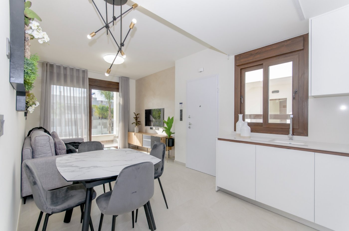 For sale - 3 Bedroom 2 Bathroom Bungalow in Torrevieja - Los Balcones  - Alicante