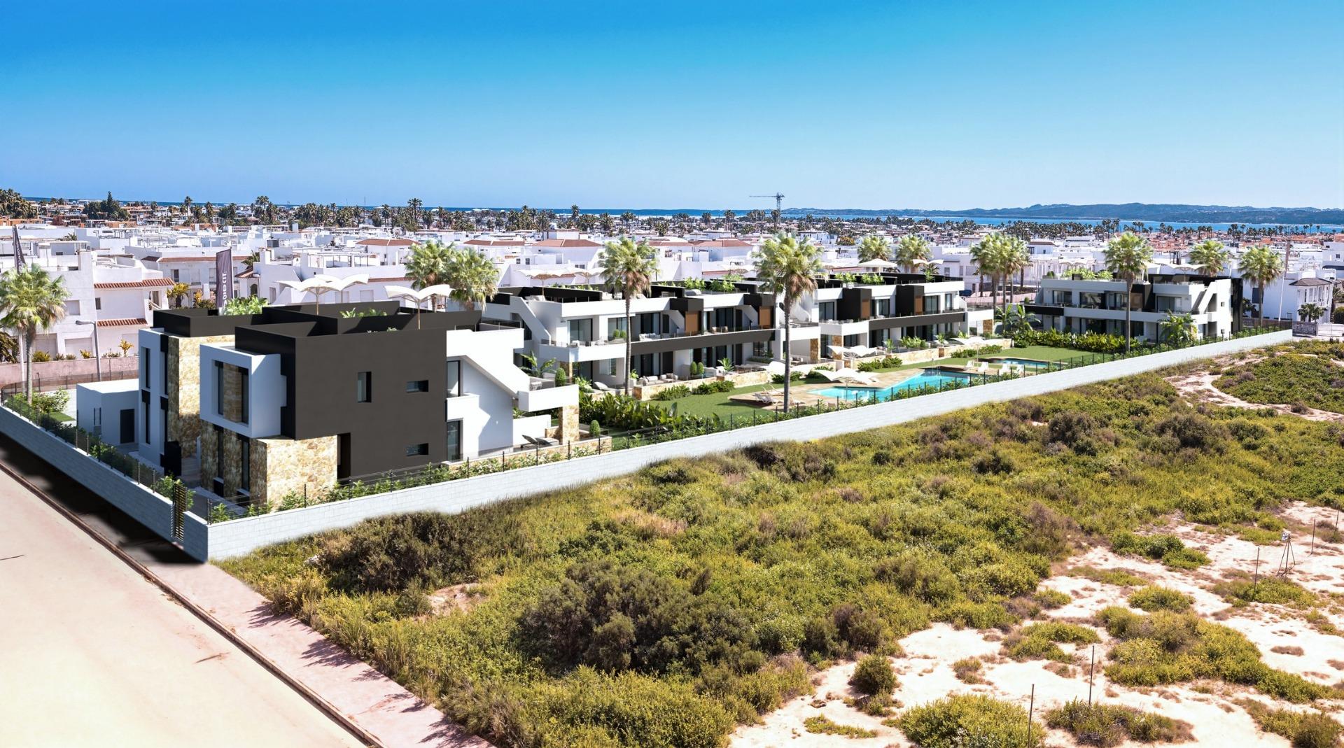 For sale - 2 Bedroom 2 Bathroom Bungalow in Rojales - Lo Marabú  - Alicante