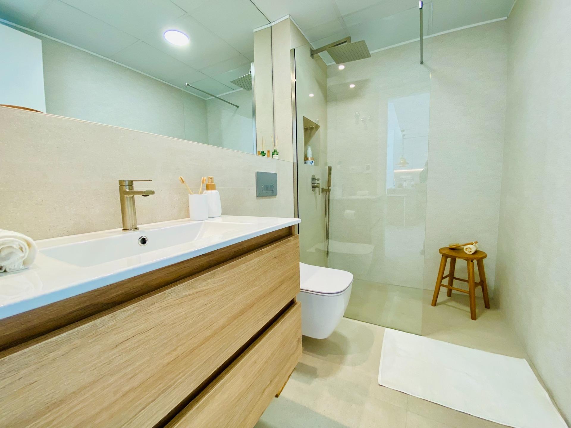 For sale - 2 Bedroom 2 Bathroom Bungalow in Pilar de La Horadada - pueblo  - Alicante