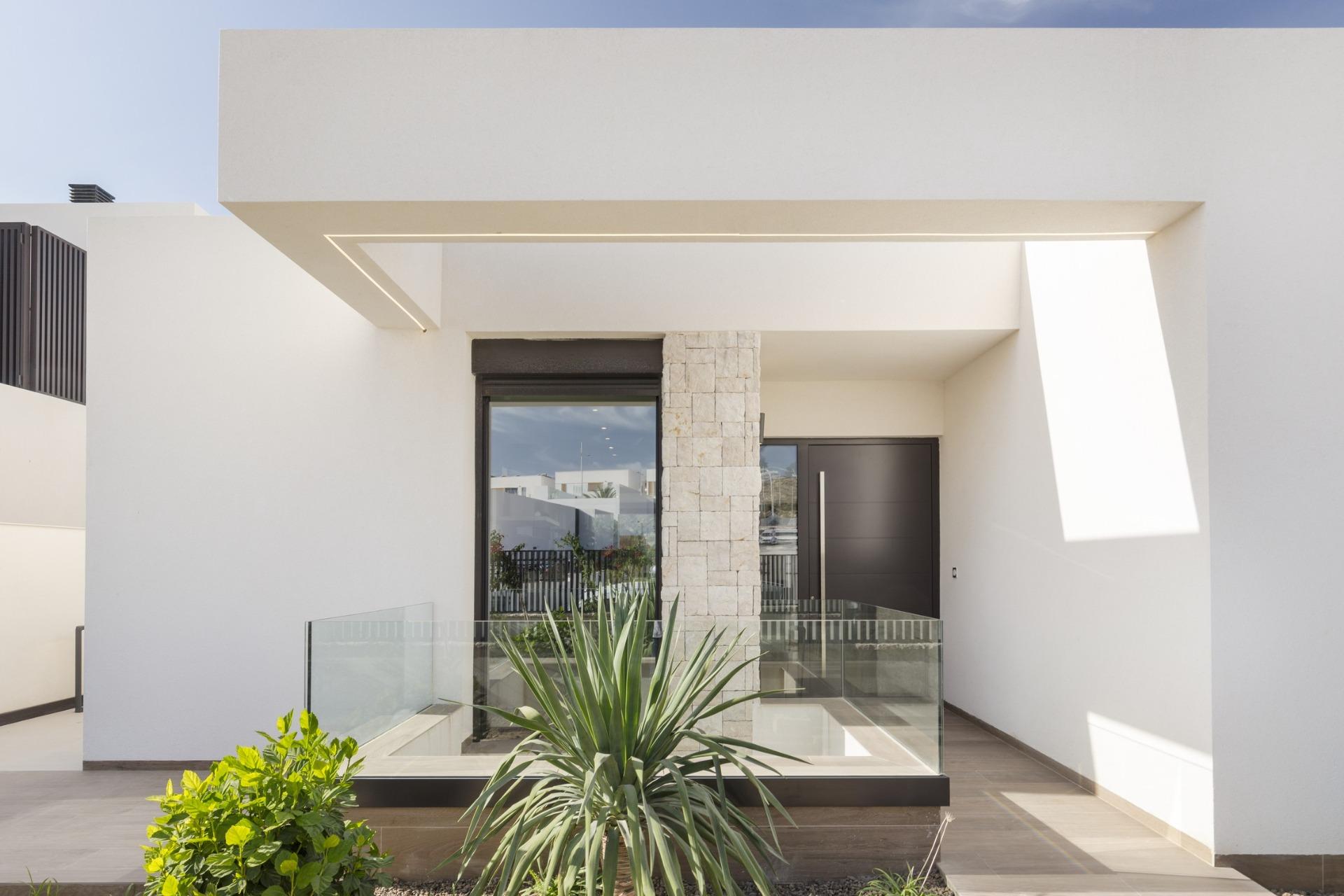 For sale - 3 Bedroom 2 Bathroom Villa in Algorfa - La Finca Golf  - Alicante
