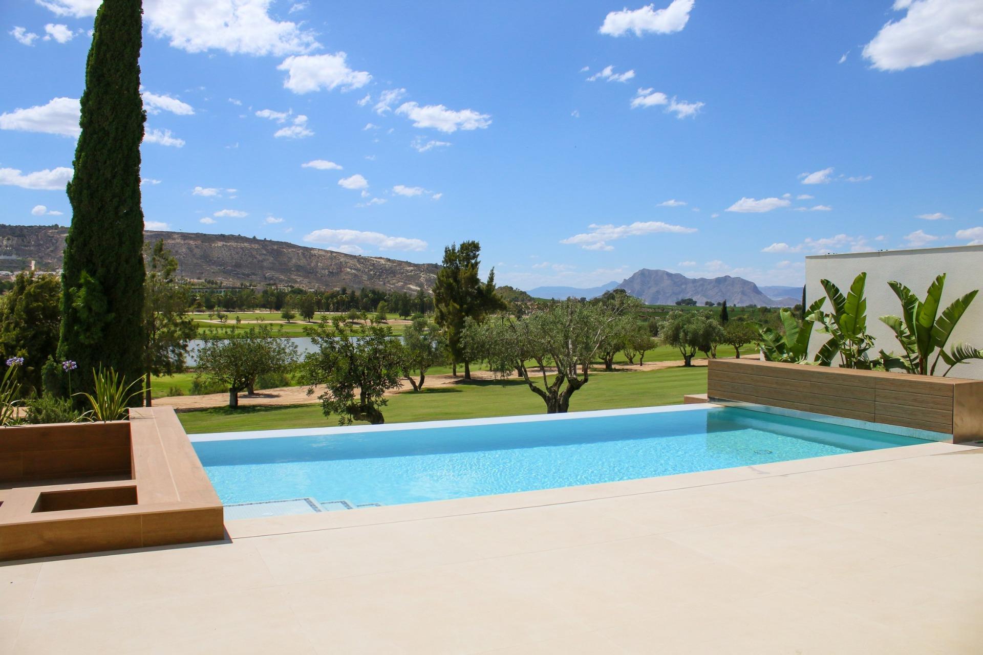 For sale - 3 Bedroom 2 Bathroom Villa in Algorfa - La Finca Golf  - Alicante