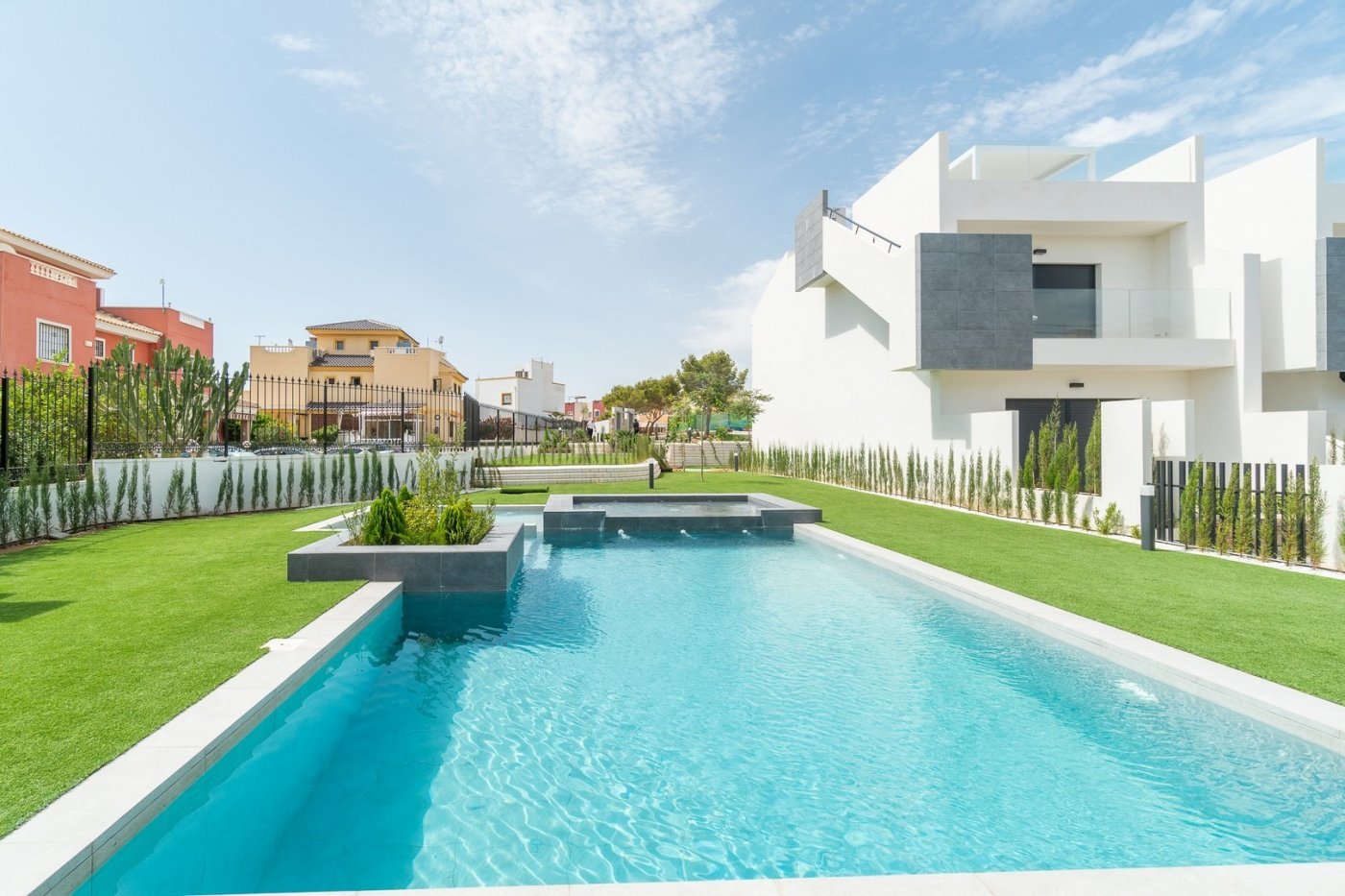 For sale - 3 Bedroom 2 Bathroom Bungalow in Torrevieja - Los Balcones  - Alicante