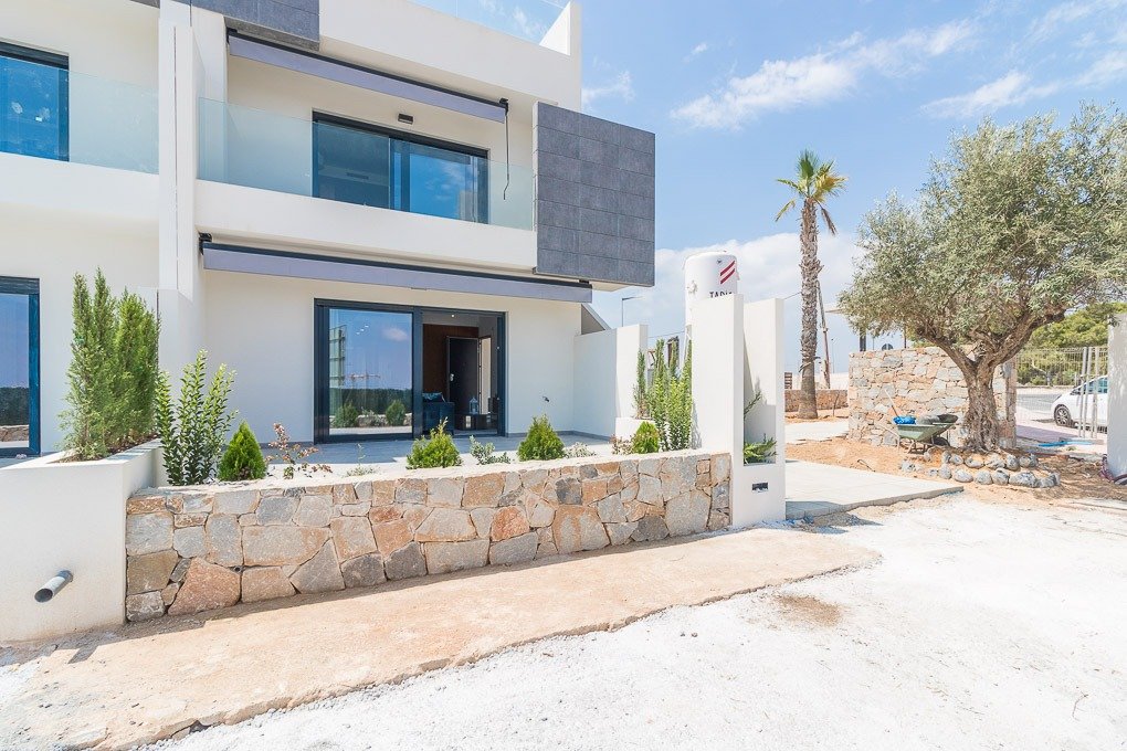 For sale - 3 Bedroom 2 Bathroom Bungalow in Torrevieja - Los Balcones  - Alicante