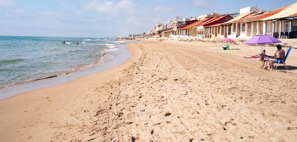 For sale - 2 Bedroom 2 Bathroom Apartment in Guardamar del Segura - Pueblo  - Alicante