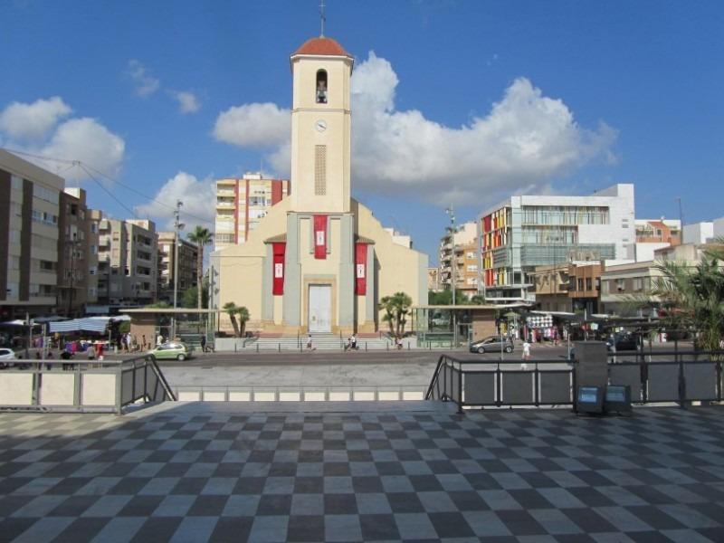 For sale - 3 Bedroom 2 Bathroom Penthouse in Guardamar del Segura - Pueblo  - Alicante