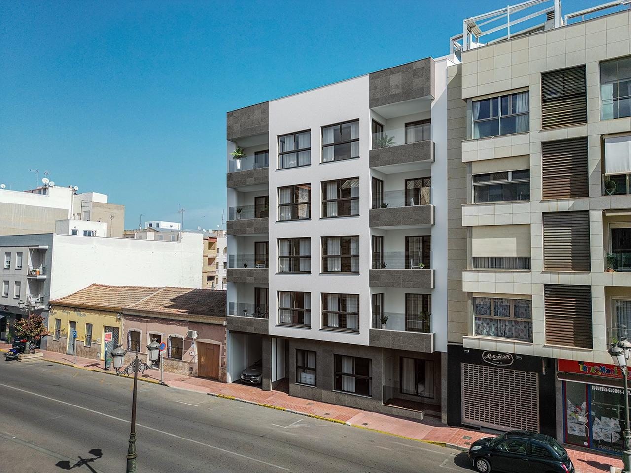 For sale - 3 Bedroom 2 Bathroom Penthouse in Guardamar del Segura - Pueblo  - Alicante