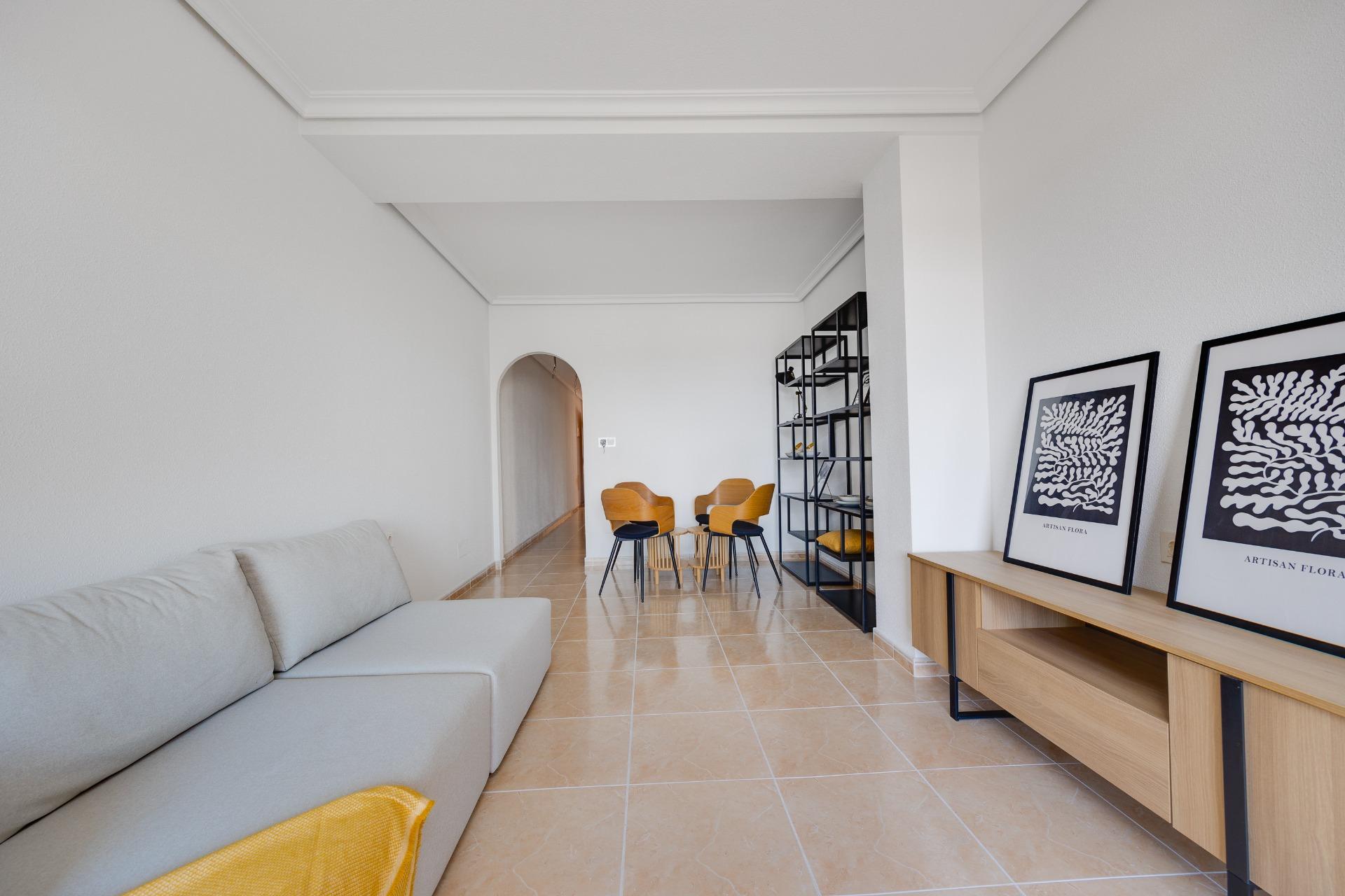 For sale - 3 Bedroom 2 Bathroom Apartment in San Fulgencio - Pueblo  - Alicante