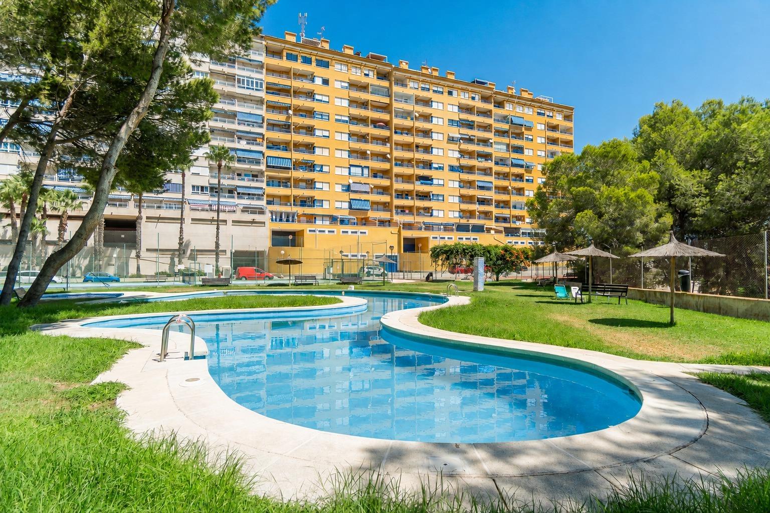 For sale - 2 Bedroom 2 Bathroom Apartment in Cabo Roig - Altos de Campoamor  - Alicante