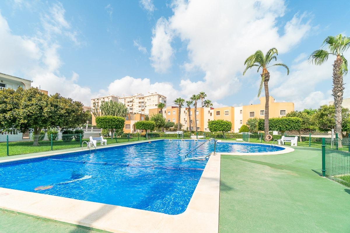 For sale - 1 Bedroom 1 Bathroom Apartment in Torrevieja - Torreblanca  - Alicante