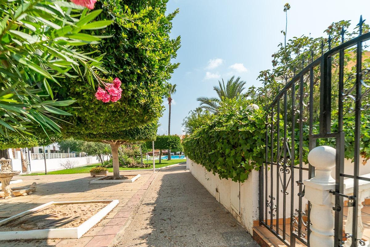 For sale - 1 Bedroom 1 Bathroom Apartment in Torrevieja - Torreblanca  - Alicante