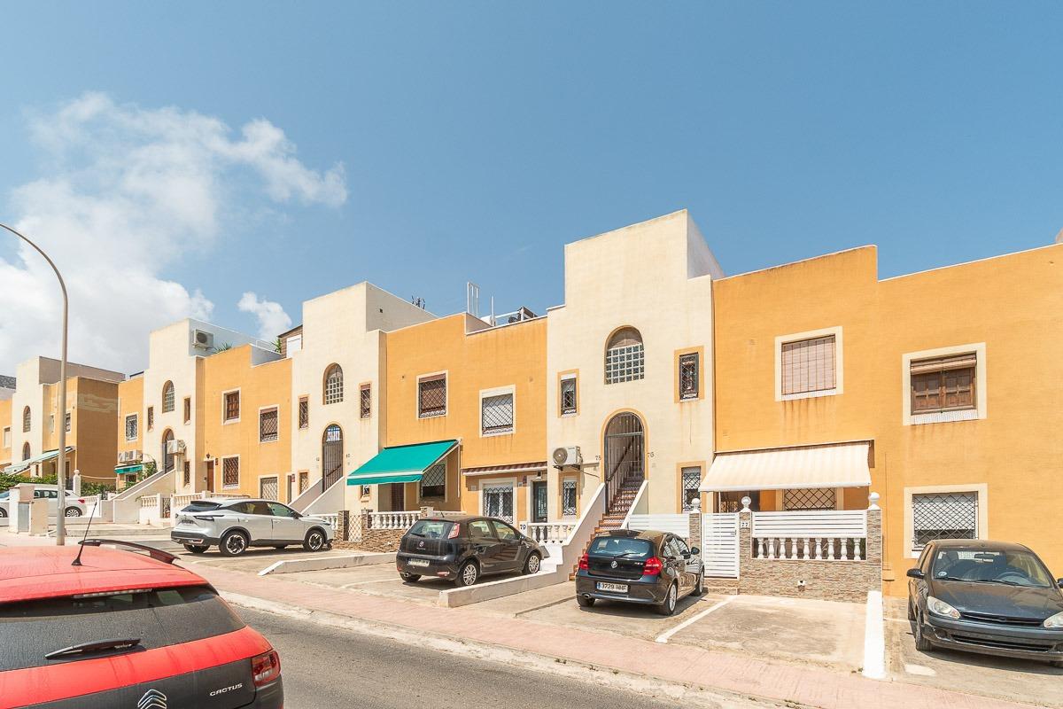 For sale - 1 Bedroom 1 Bathroom Apartment in Torrevieja - Torreblanca  - Alicante