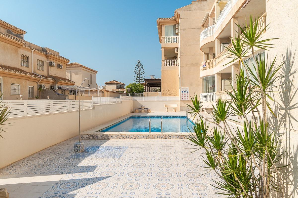 For sale - 2 Bedroom 2 Bathroom Apartment in Orihuela Costa - Playa Flamenca  - Alicante