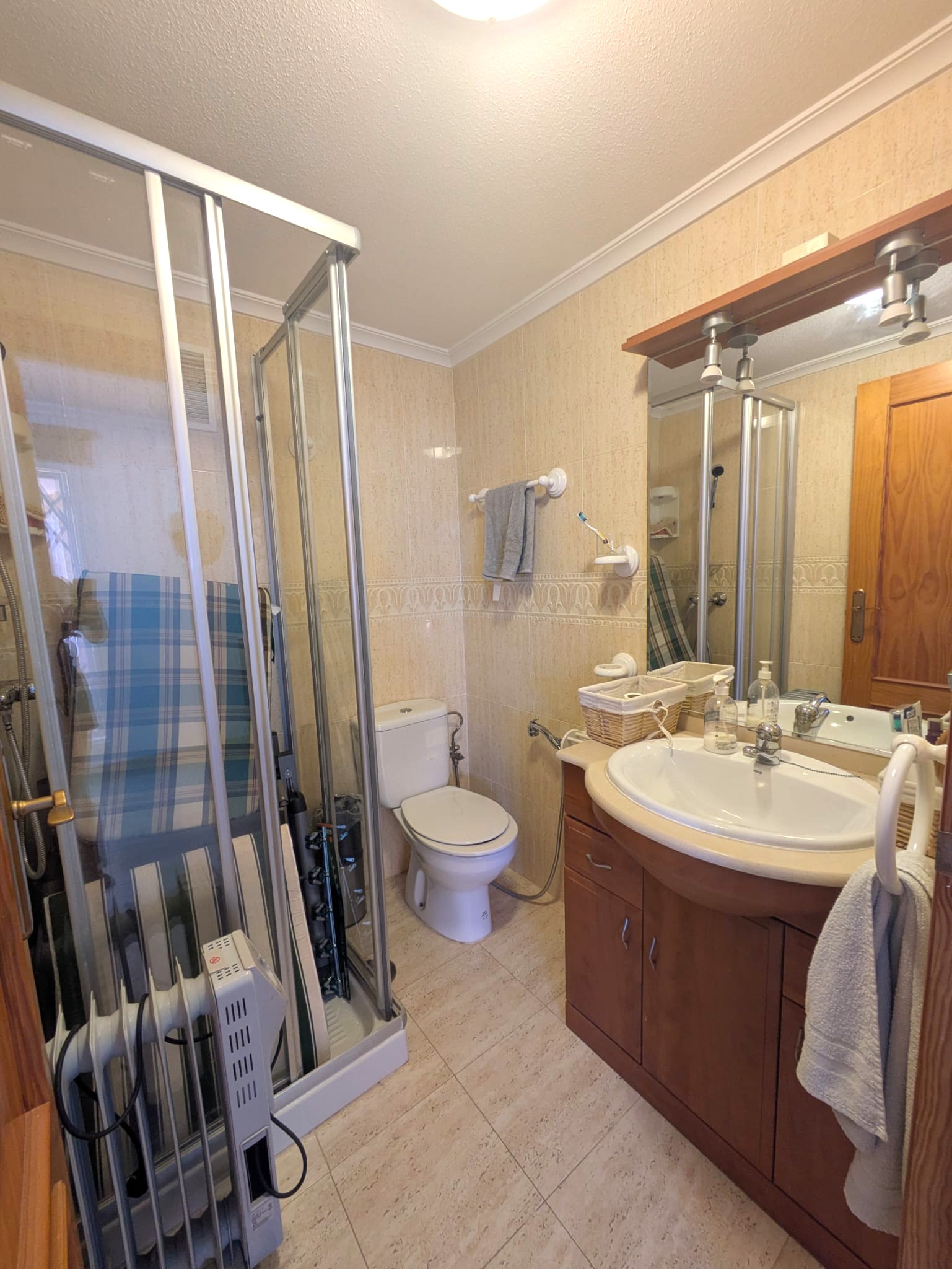 For sale - 3 Bedroom 2 Bathroom apartment in Playa Flamenca -  - Alicante