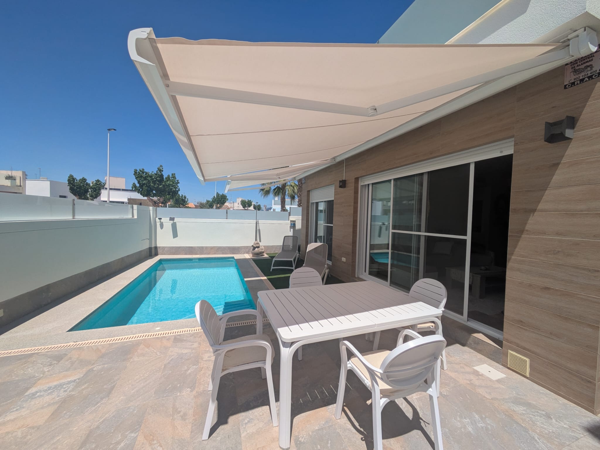 For sale - 3 Bedroom 2 Bathroom villa in San Pedro Del Pinatar -  - Murcia