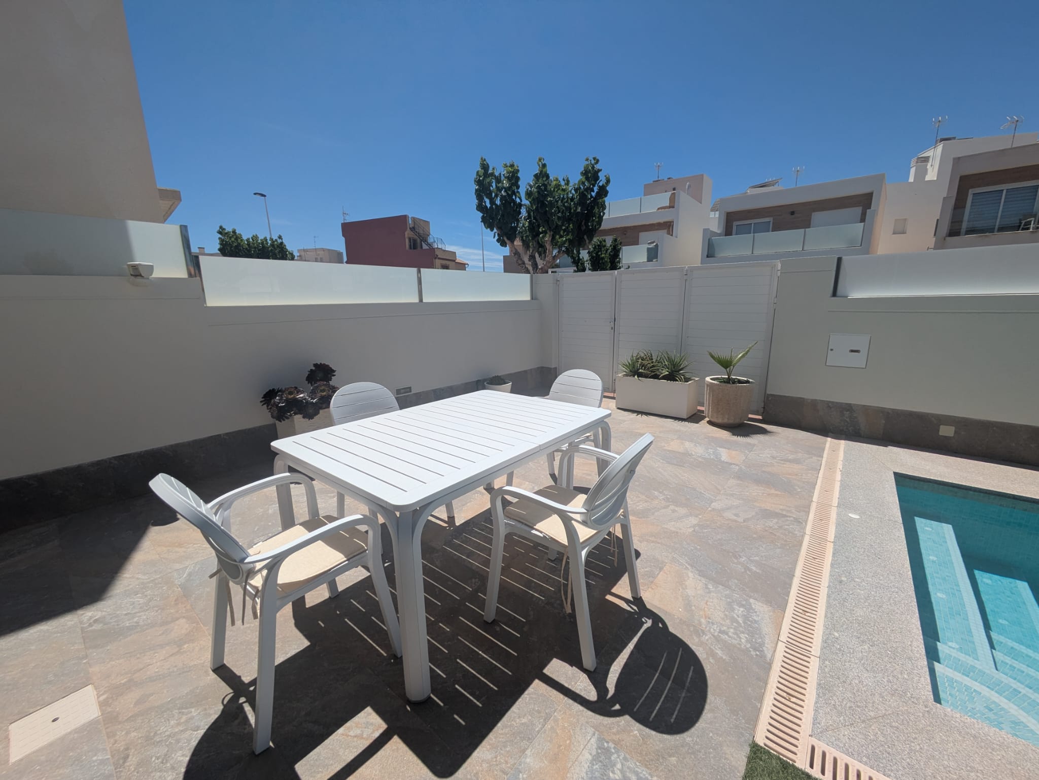 For sale - 3 Bedroom 2 Bathroom villa in San Pedro Del Pinatar -  - Murcia