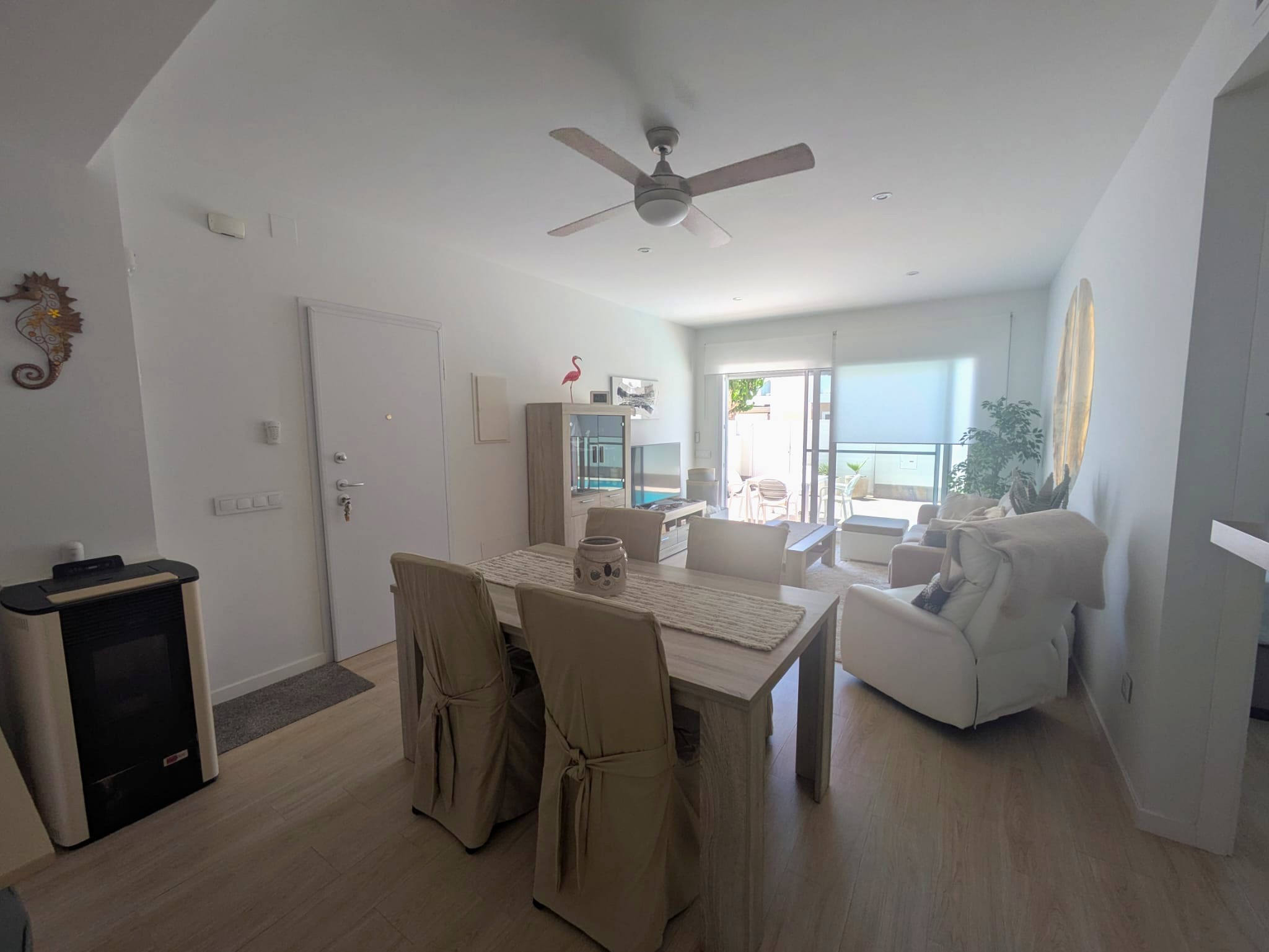 For sale - 3 Bedroom 2 Bathroom villa in San Pedro Del Pinatar -  - Murcia