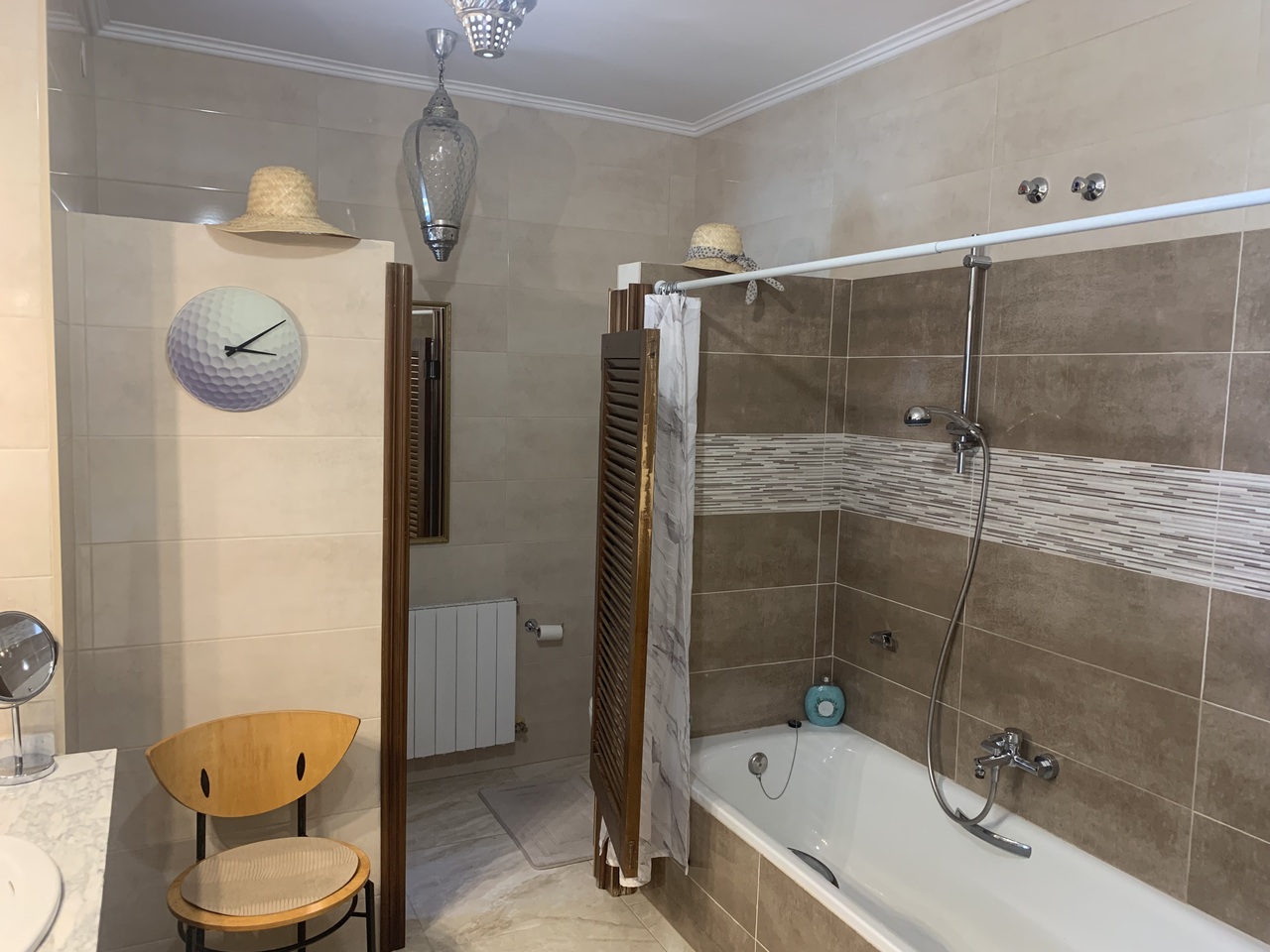 For sale - 4 Bedroom 2 Bathroom Villa in Villamartin, Orihuela Costa -  - Alicante