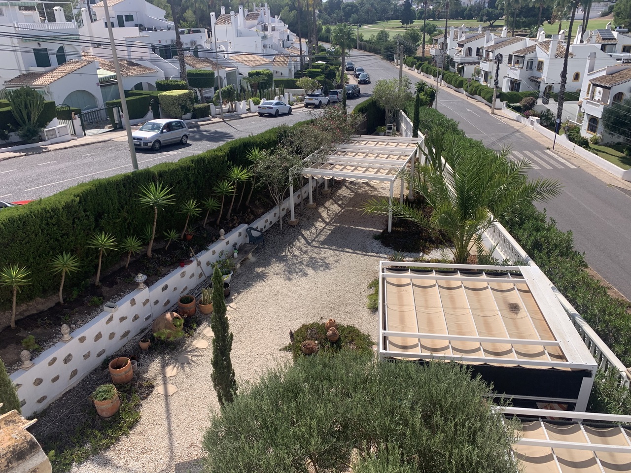 For sale - 4 Bedroom 2 Bathroom Villa in Villamartin, Orihuela Costa -  - Alicante