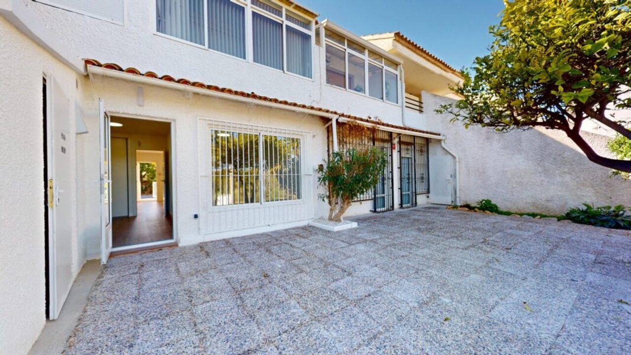 For sale - 2 Bedroom 1 Bathroom Apartment in Villamartin, Orihuela Costa -  - Alicante