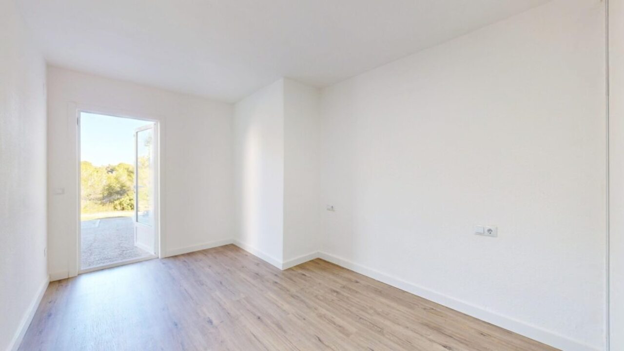 For sale - 2 Bedroom 1 Bathroom Apartment in Villamartin, Orihuela Costa -  - Alicante