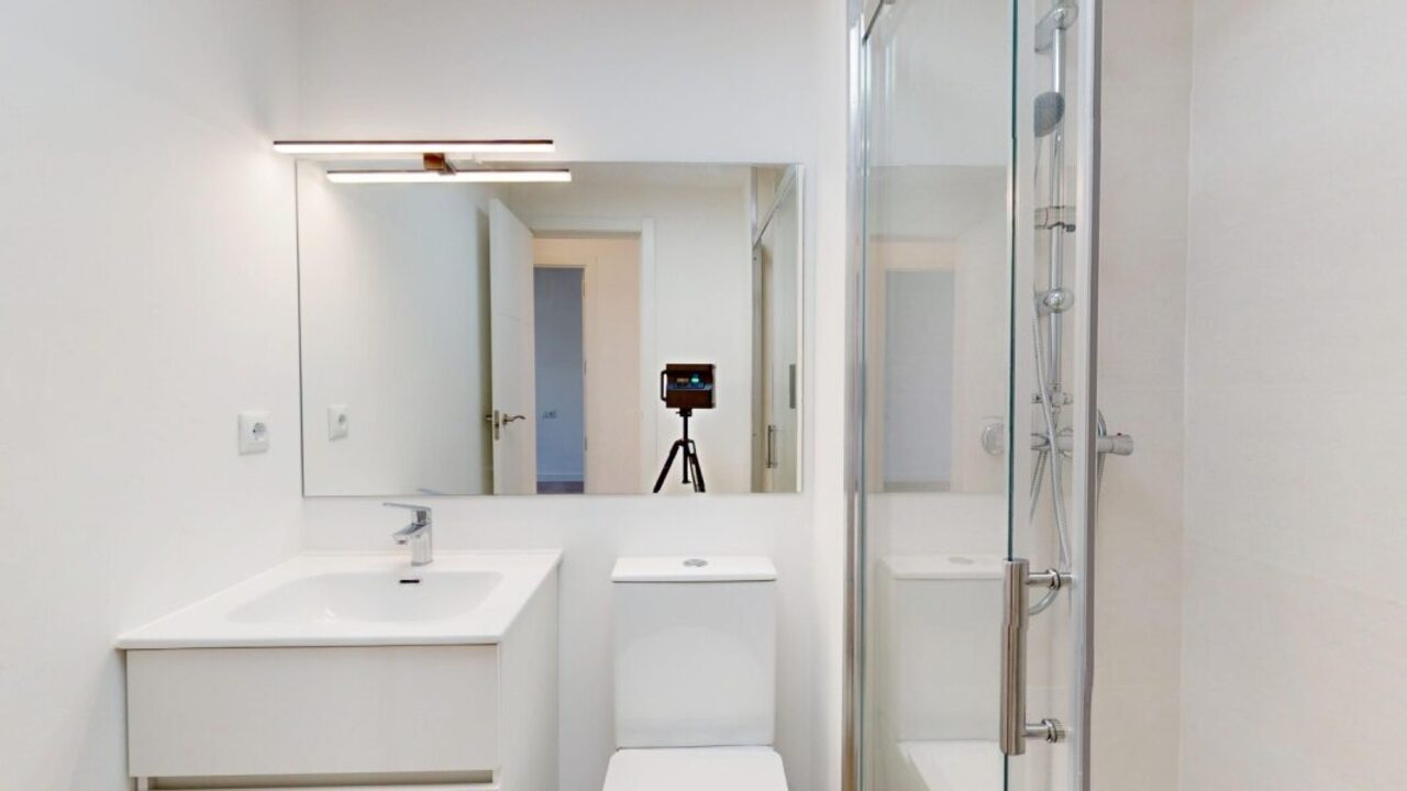 For sale - 2 Bedroom 1 Bathroom Apartment in Villamartin, Orihuela Costa -  - Alicante