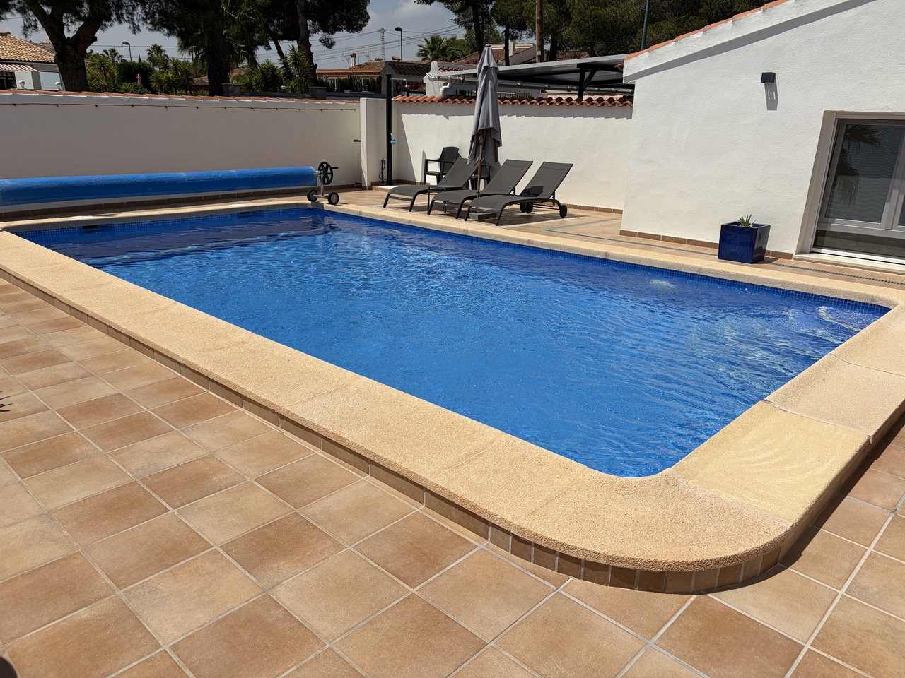 For sale - 4 Bedroom 5 Bathroom Villa in Pinar de Campoverde -  - Alicante