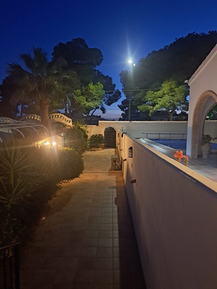 For sale - 4 Bedroom 5 Bathroom Villa in Pinar de Campoverde -  - Alicante